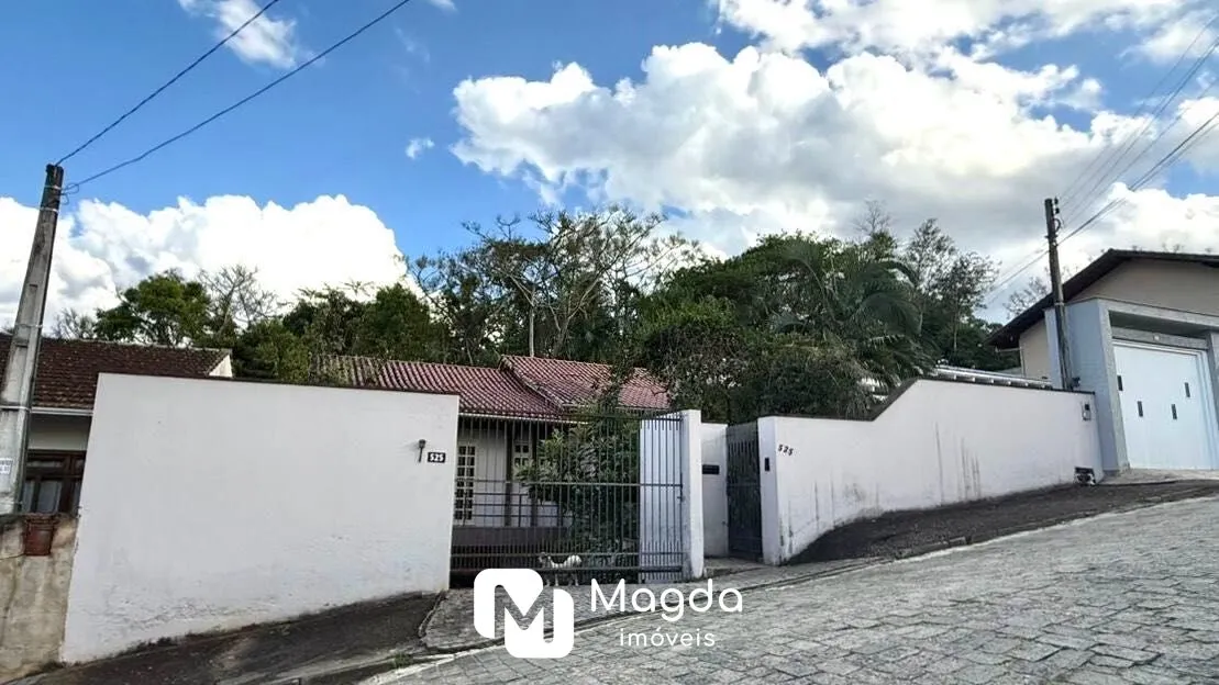 Casa à venda no bairro Água Verde - Blumenau/SC — foto 2