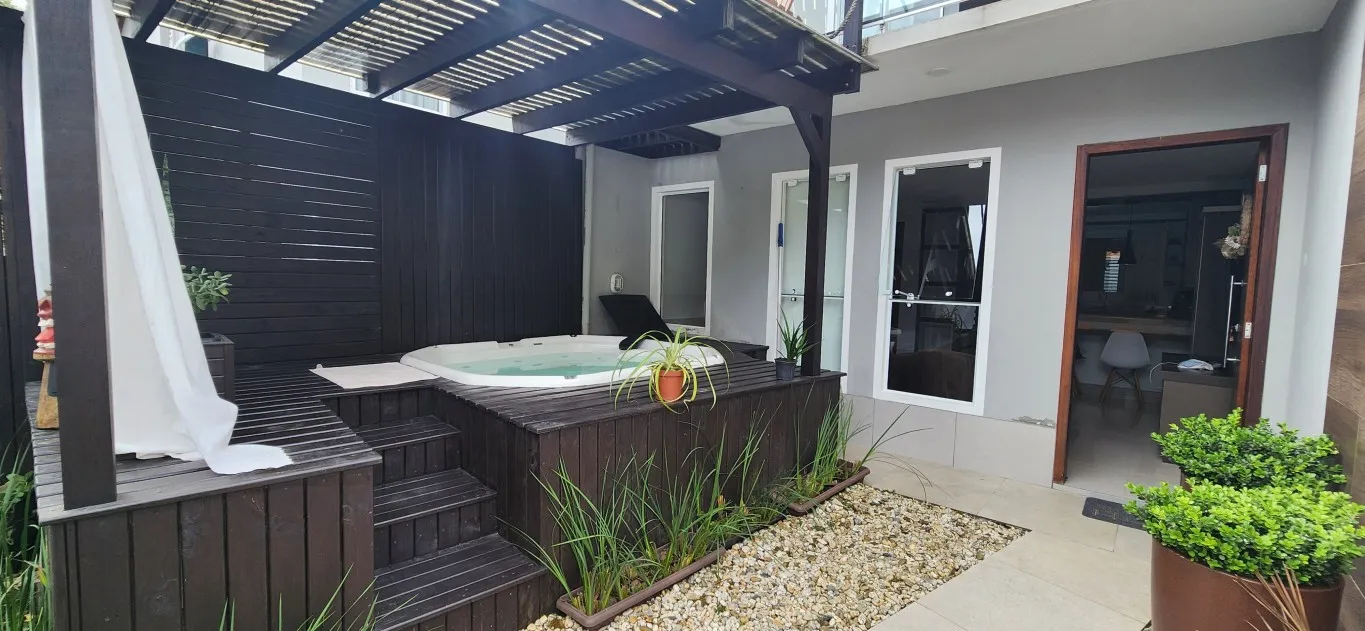 Linda casa geminada no Testo Salto — foto 3