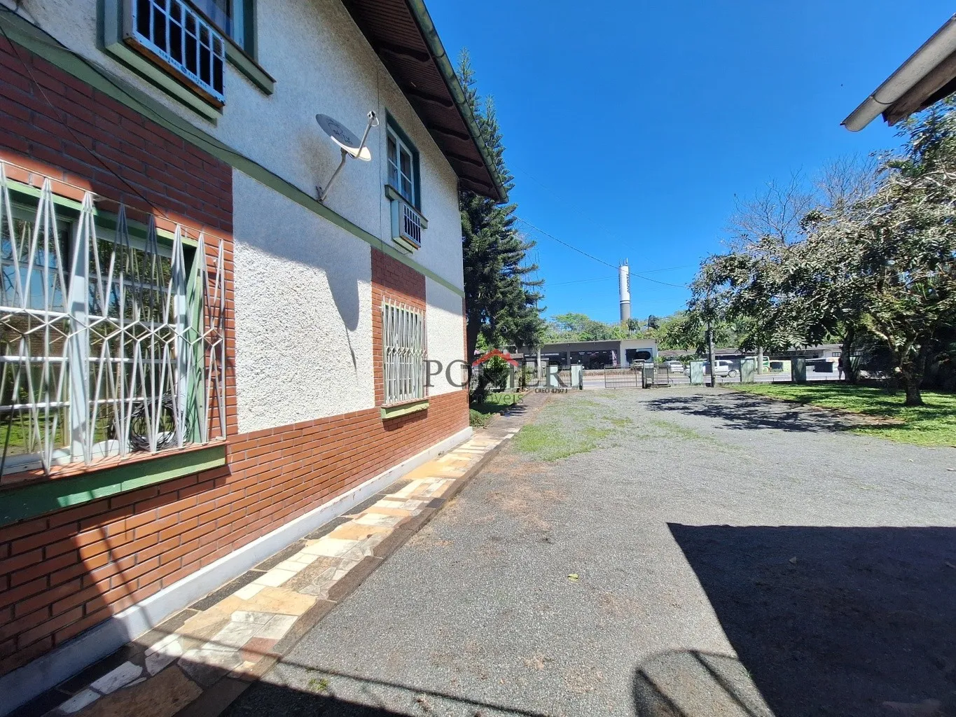 Excelente oportunidade comercial com amplo terreno, eixo de serviços no bairro Testo Rega na cidade de Pomerode com 9.017,68m, contendo 2 casas e 1 rancho — foto 5