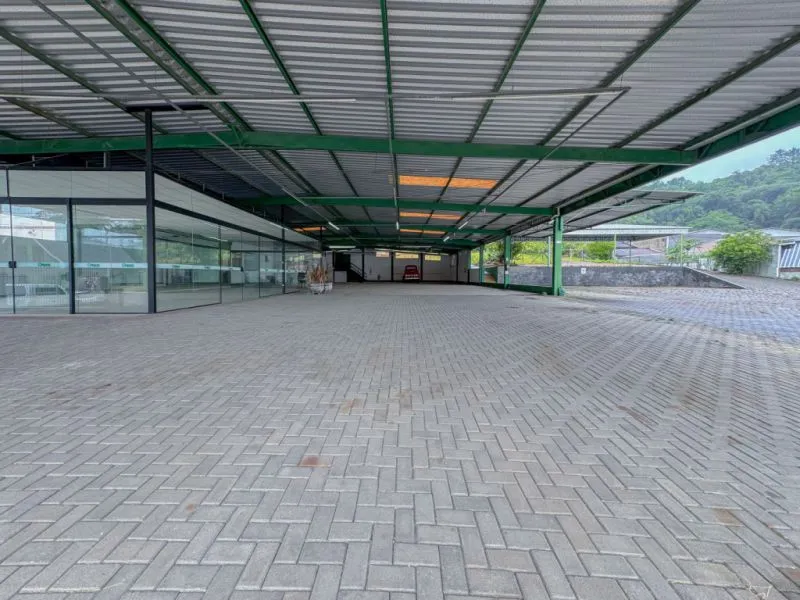 Galpão Comercial para locação no bairro Velha em Blumenau - foto 1