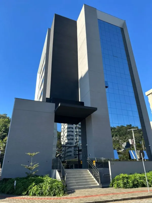 Sala comercial de 436,00 m privativos no bairro Vila Nova em Blumenau/SC — foto 2