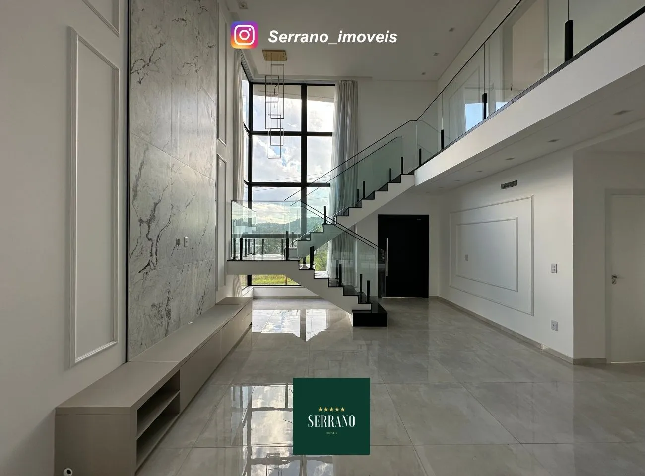 Casa · à venda · 4 quartos · 260m² · Ponta Aguda, Blumenau