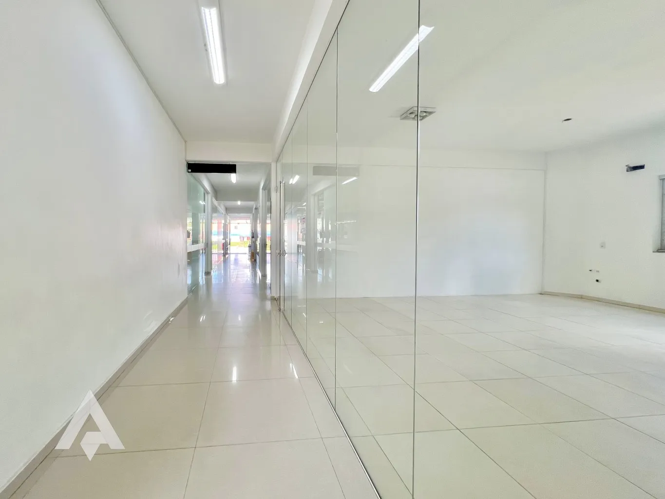 Sala comercial para locação por 1.900,00 - Bairro Badenfurt - Blumenau/SC — foto 3