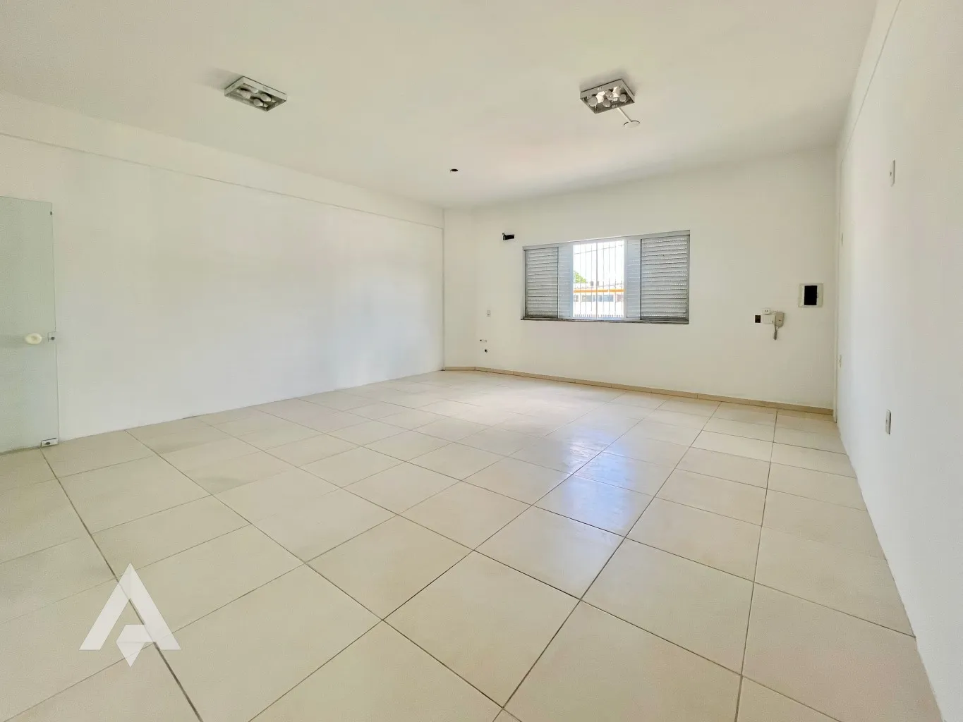 Sala comercial para locação por 1.900,00 - Bairro Badenfurt - Blumenau/SC — foto 5