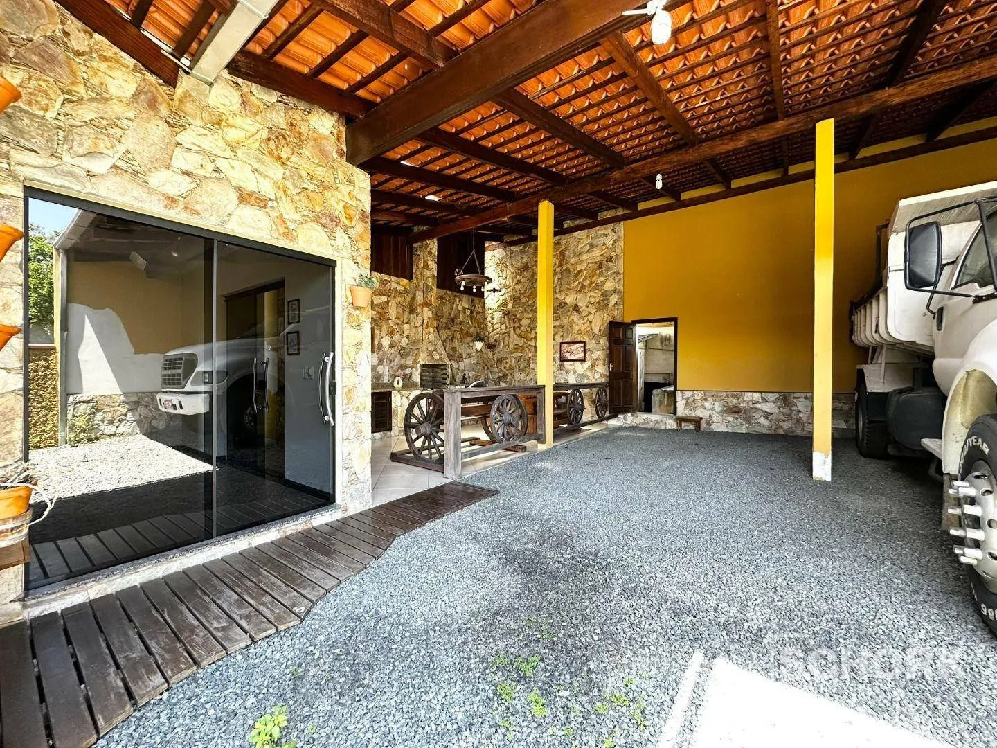 Casa com 3 dormitórios à venda, 230 m por R$ 850.000,00 - Água Verde - Blumenau/SC — foto 4