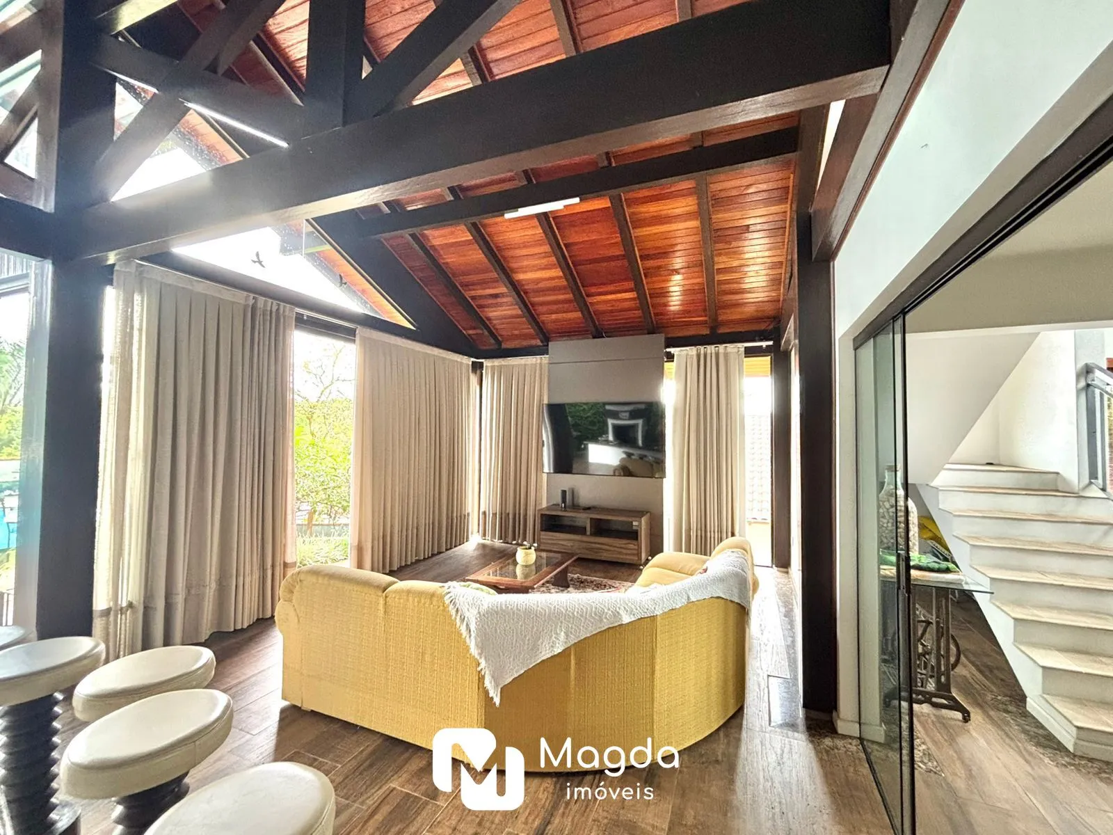 Casa · à venda · 6 quartos · 368m² · Velha, Blumenau