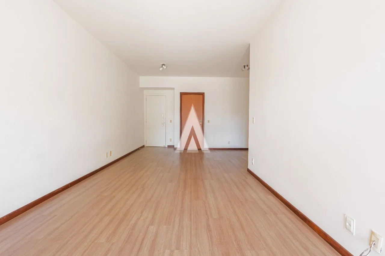 Apartamento com 1 suíte e 3 quartos à venda no bairro Atiradores em Joinville-SC por R$927.000,00. — foto 3
