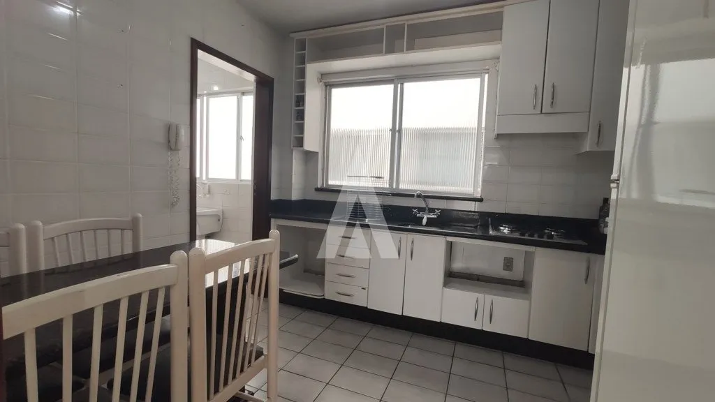 Apartamento com 1 suíte mais 2 quartos à venda no bairro Santo Antônio em Joinville - SC por R$ 380.000,00. — foto 4