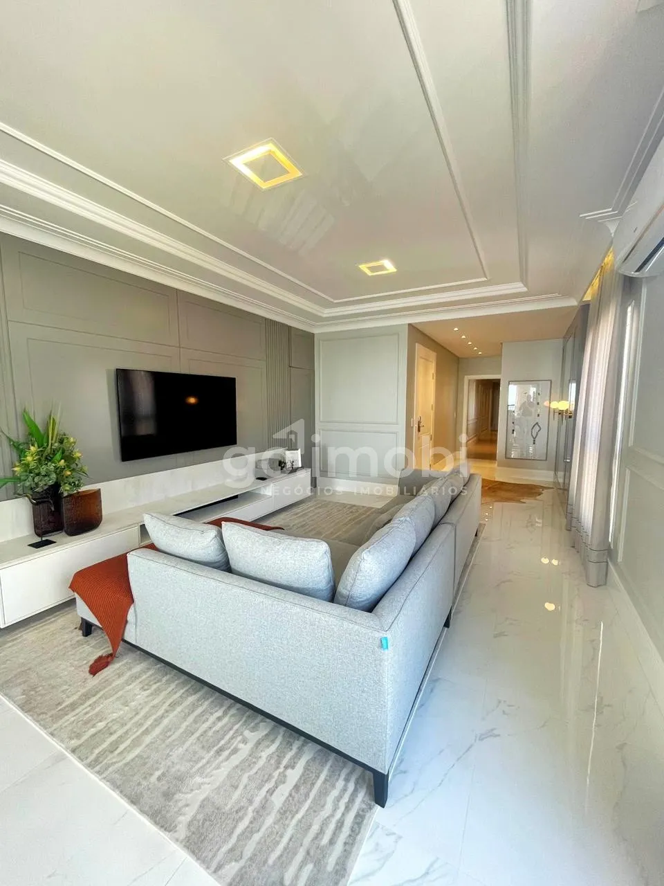 Lindo apartamento vista-mar com 5 suítes e 250m de área privativa em Meia-Praia - Itapema. — foto 7