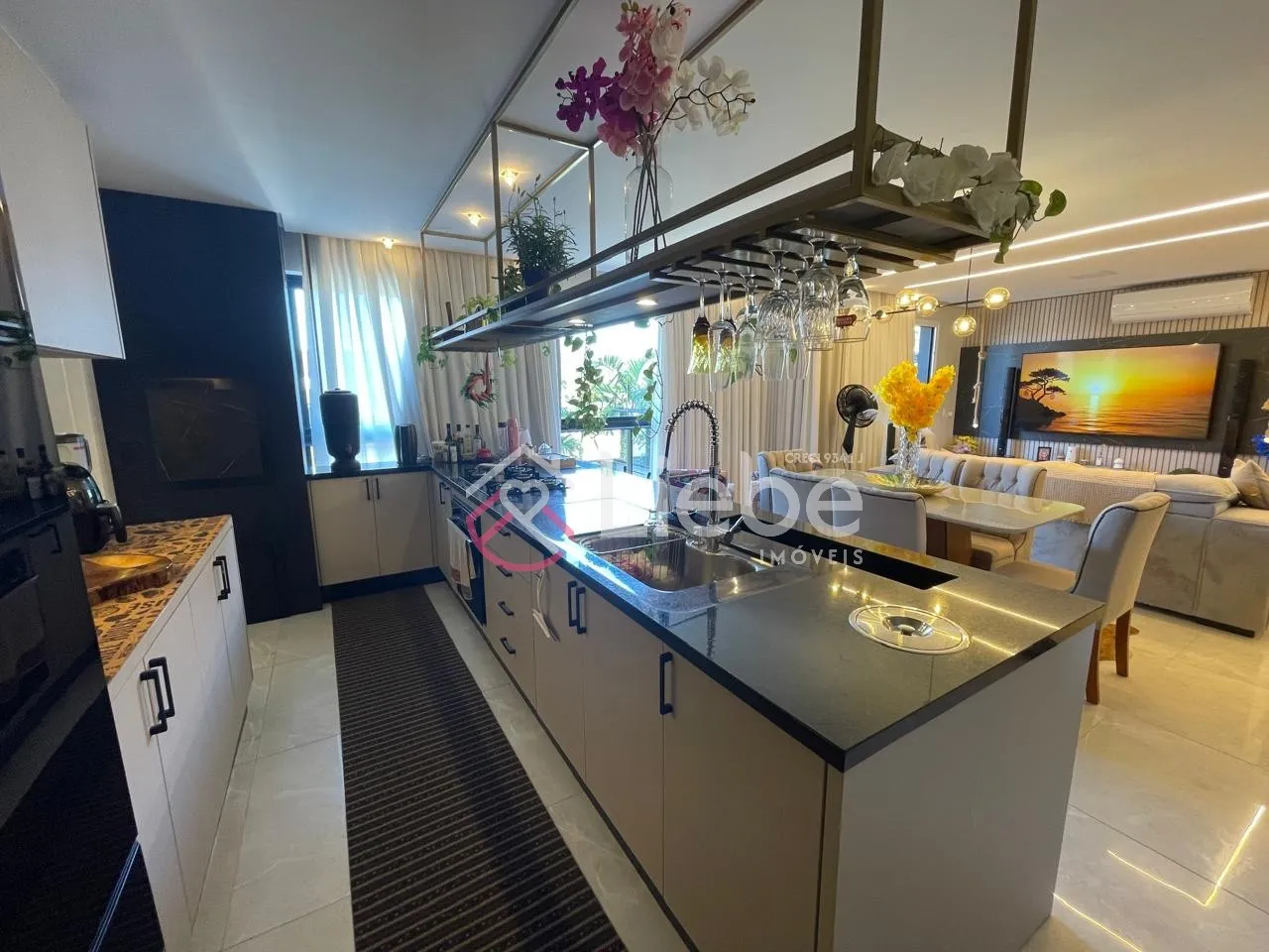 Apartamento Garden no Versa Home Club localizado no Centro da Cidade à Avenida 21 de Janeiro com 107,49m de área privativa e 40m de terraço no formato Garden. - foto 1