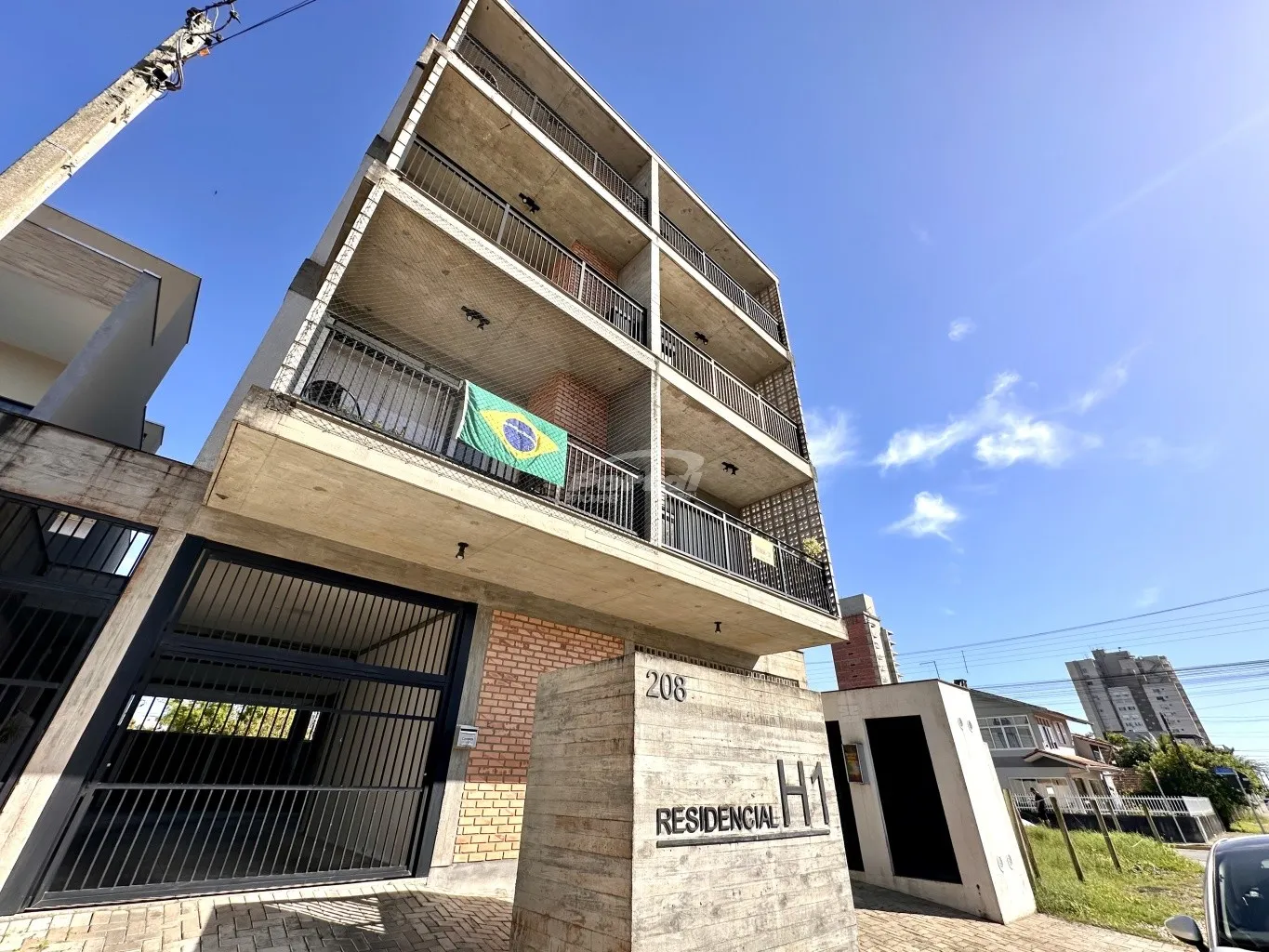 Apartamento a venda, mobiliado equipado e decorado, no centro Balneário Piçarras! — foto 2