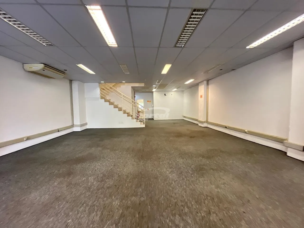 Loja Térrea disponível para locação no Centro de Blumenau — foto 3