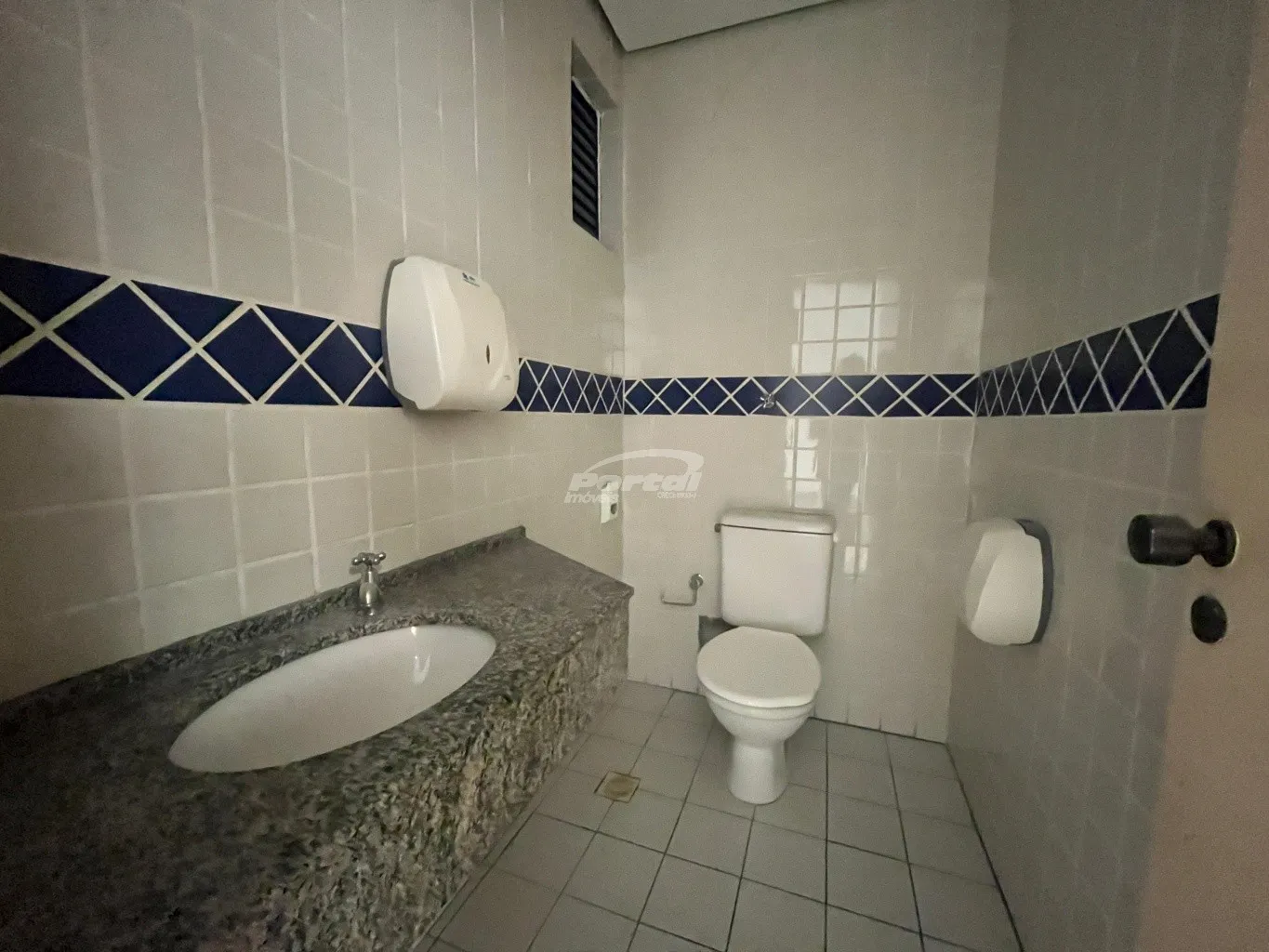 Loja Térrea disponível para locação no Centro de Blumenau — foto 3