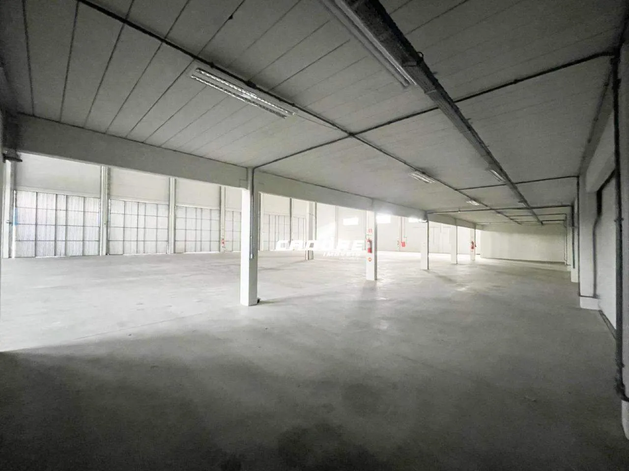 Galpão com aproximadamente 1.850m no bairro Badenfurt I Cadore Imóveis — foto 7