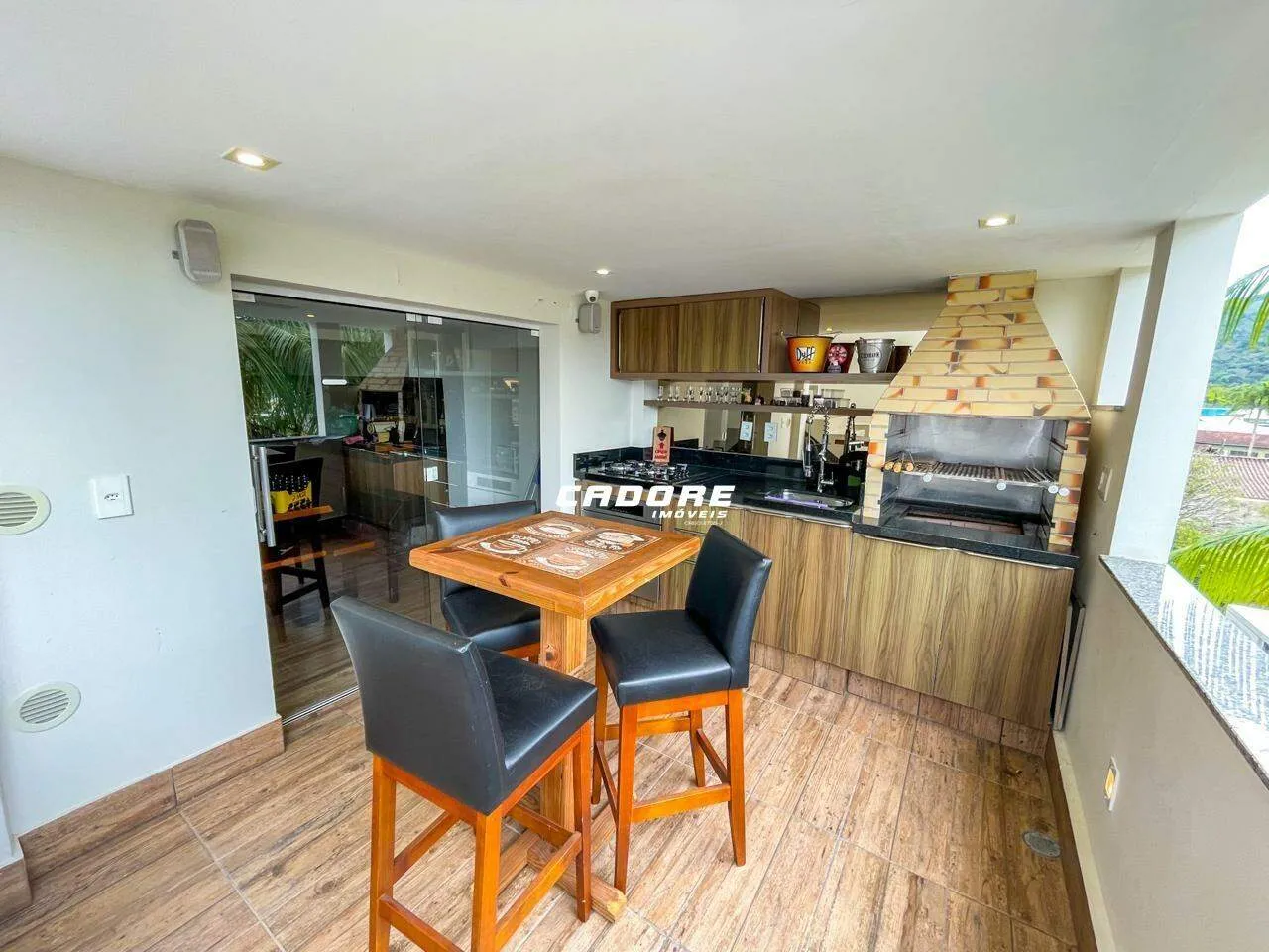 Excelente Sobrado triplex para Venda no bairro Garcia I Cadore Imóveis — foto 2