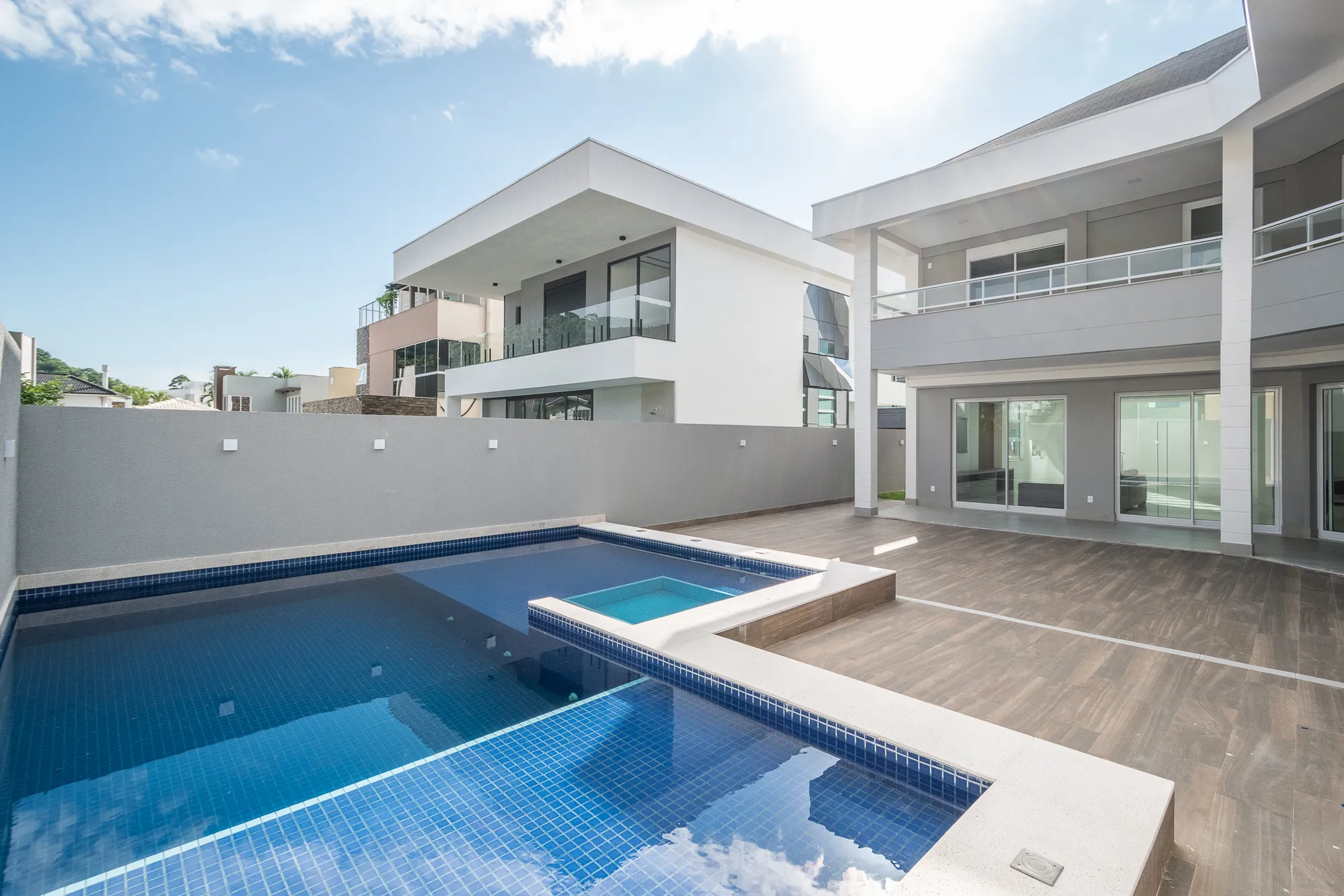 Casa de 05 Suítes em Balneário Camboriú — foto 4