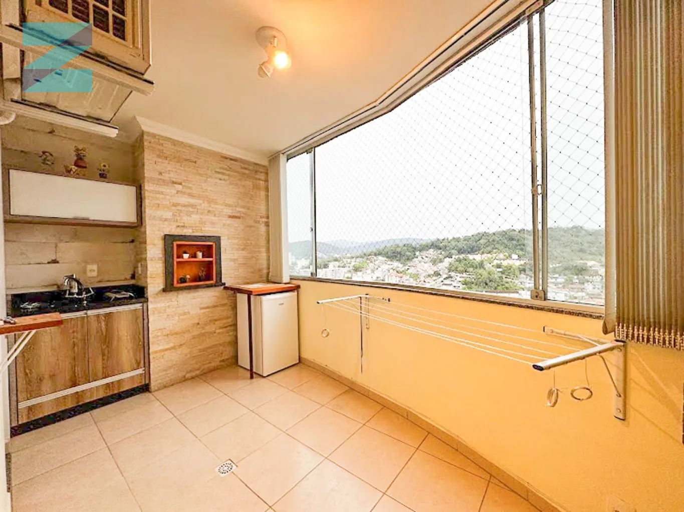 Apartamento contendo 3 dormitórios, sendo 1 suíte ! Sacada com churraqueira ! — foto 7