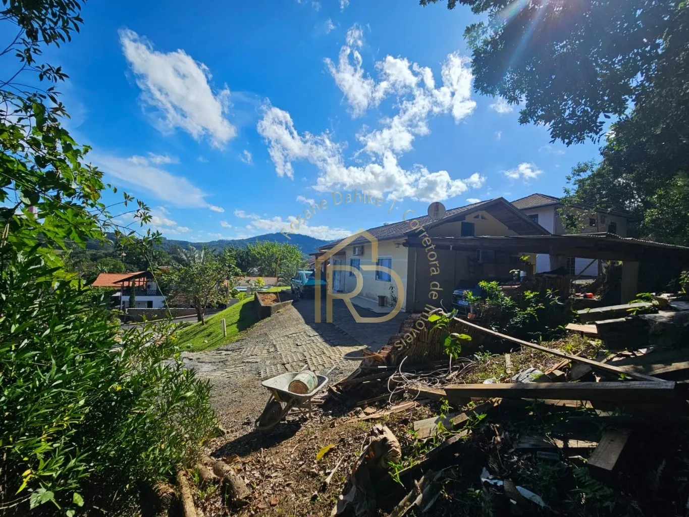 OPORTUNIDADE ÚNICA EM POMERODE - BAIRRO TESTO REGA - foto 1