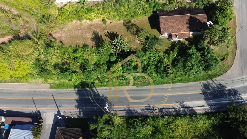 TERRENO DE ESQUINA-CENTRO - foto 1