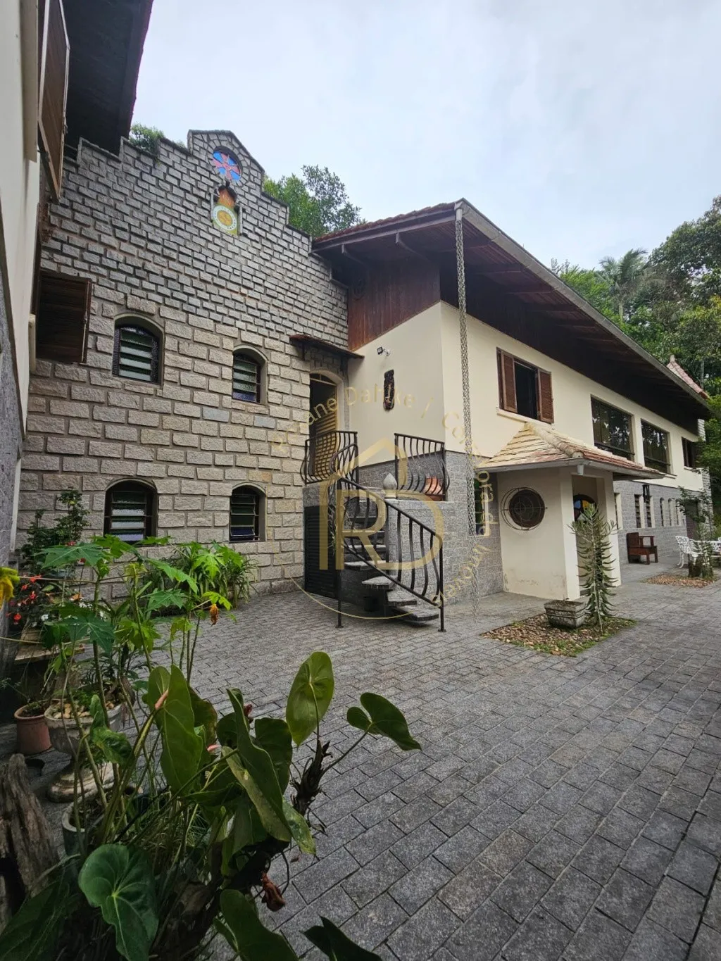 REFÚGIO EM MEIO A NATUREZA — foto 7