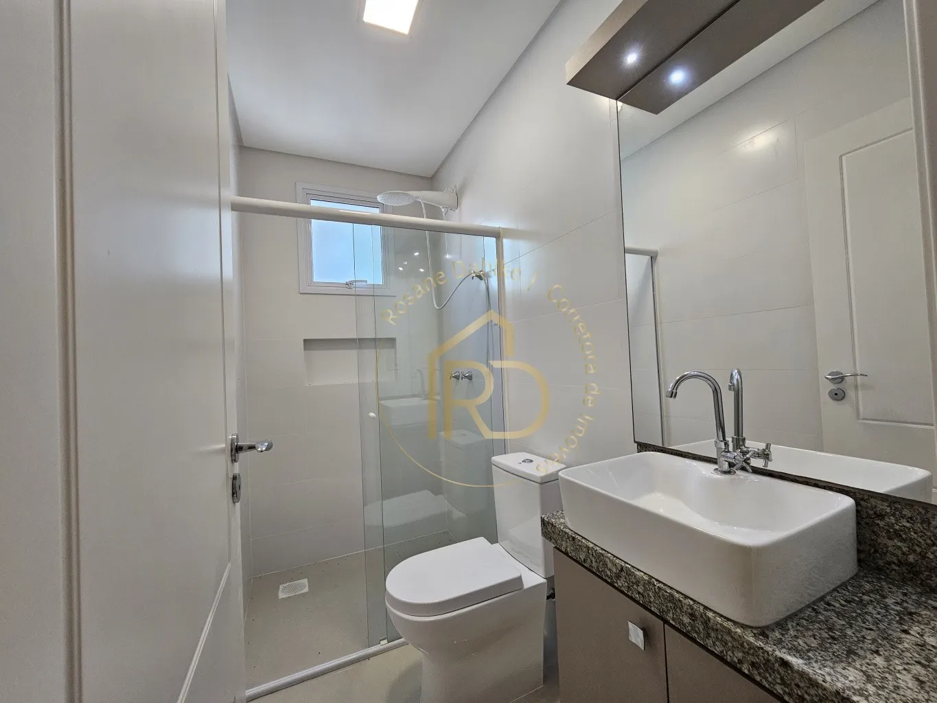 Sofisticação e Exclusividade em Meia Praia, Itapema — foto 3