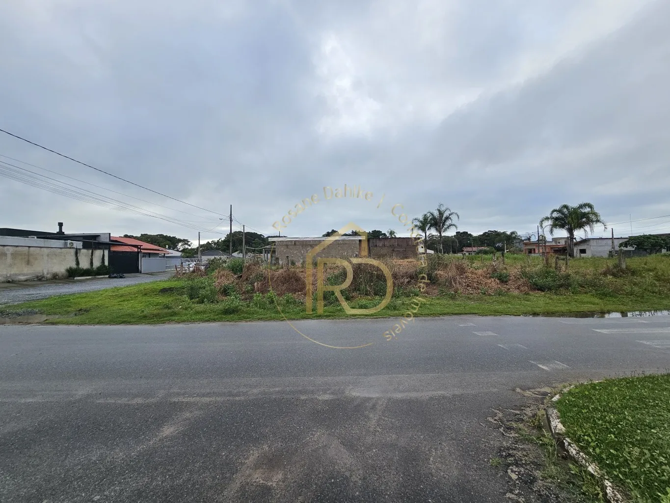 Terreno de esquina para investimento Comercial e Residencial — foto 3