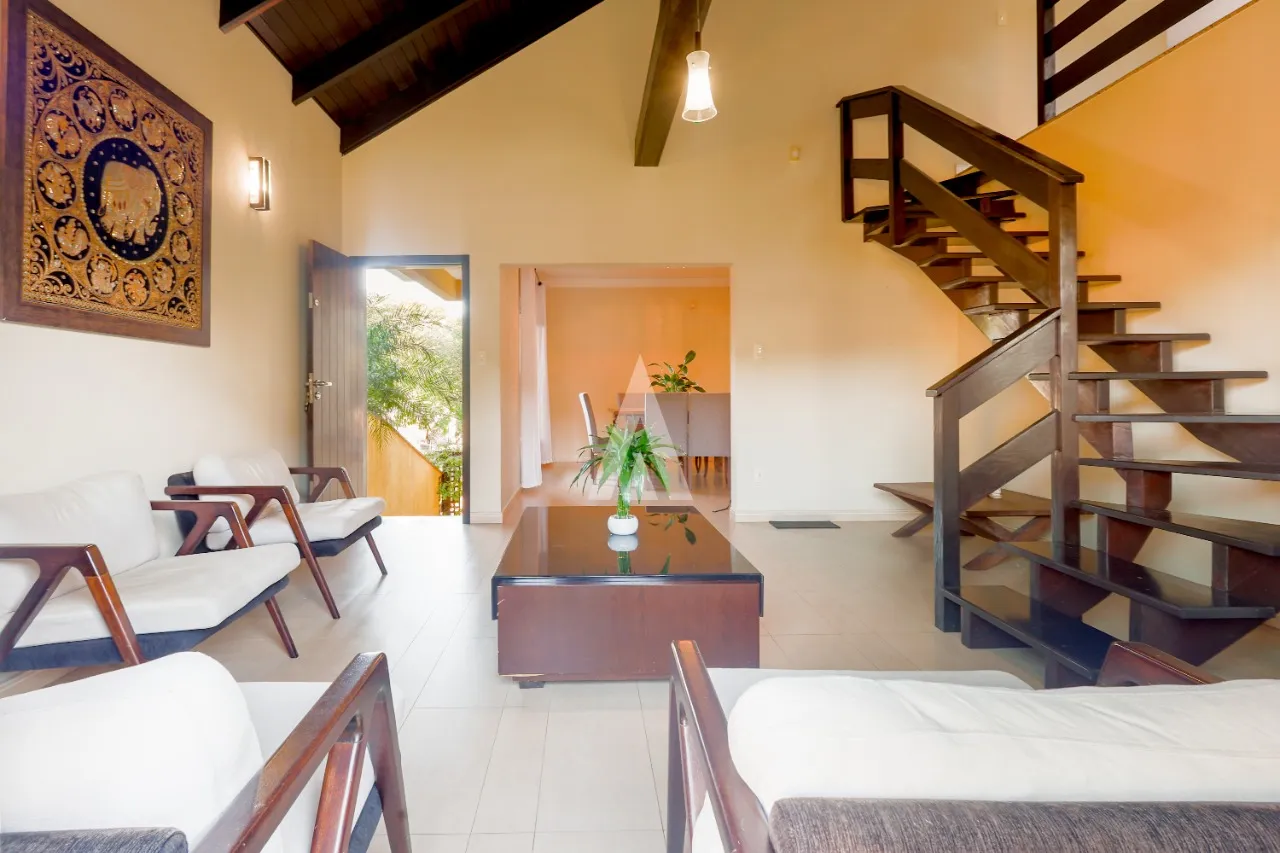 Casa com 1 suíte e 3 quartos à venda no bairro Costa e Silva em Joinville-SC por R$1.390.000,00. — foto 5