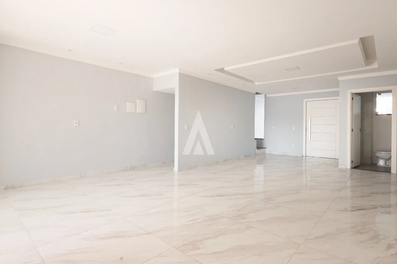 Sobrado com 1 suíte e 2 quartos à venda no bairro Costa e Silva em Joinville-SC de R$ 990.000,00 por R$975.000,00. — foto 3