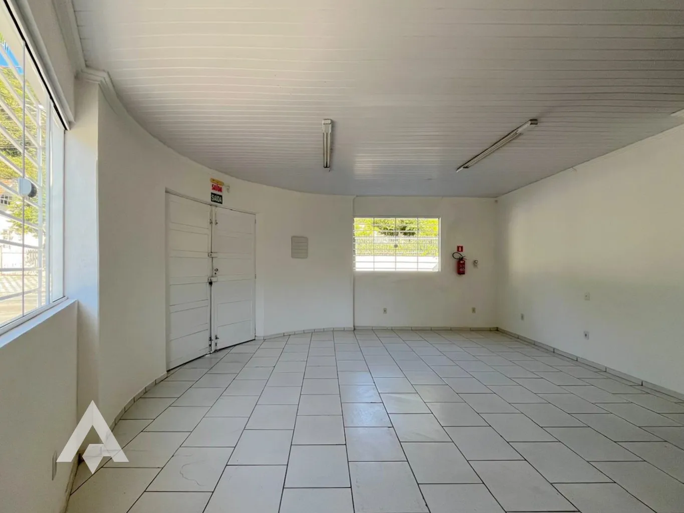 Loja térrea para locação por R$4.500,00 - Bairro Bom Retiro - Blumenau/SC — foto 3