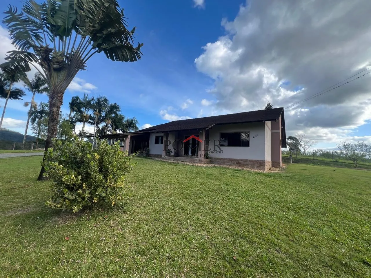 Oportunidade Única - Imóvel com 32.717,77m. Casa de 200,00m de área construida. - foto 1
