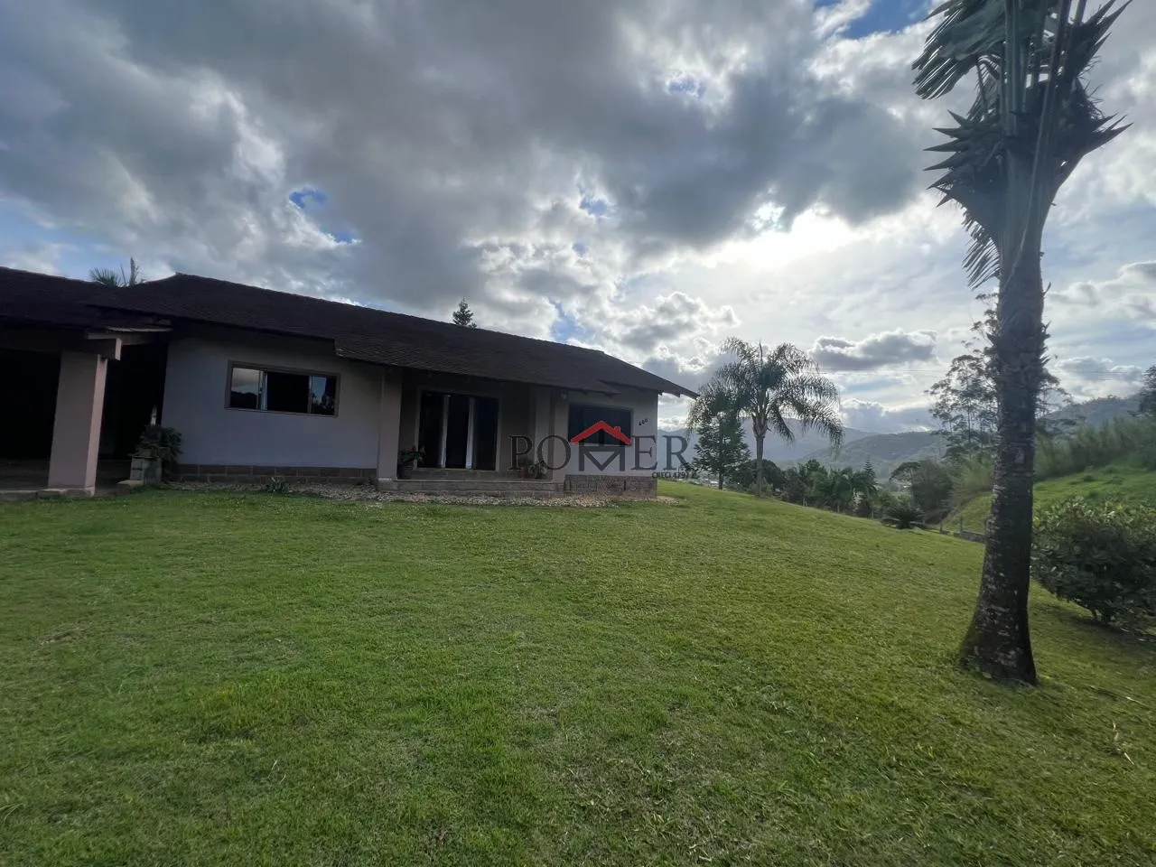 Oportunidade Única - Imóvel com 32.717,77m. Casa de 200,00m de área construida. — foto 2