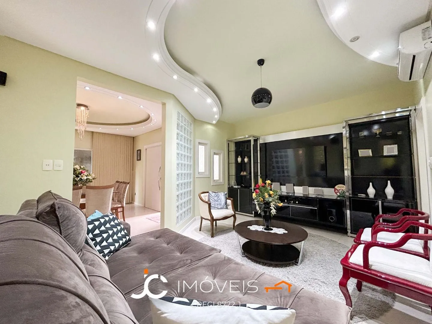 Casa com 4 dormitórios sendo 1 suíte à venda por R$ 970.000 - Belchior Alto - Gaspar/SC — foto 2