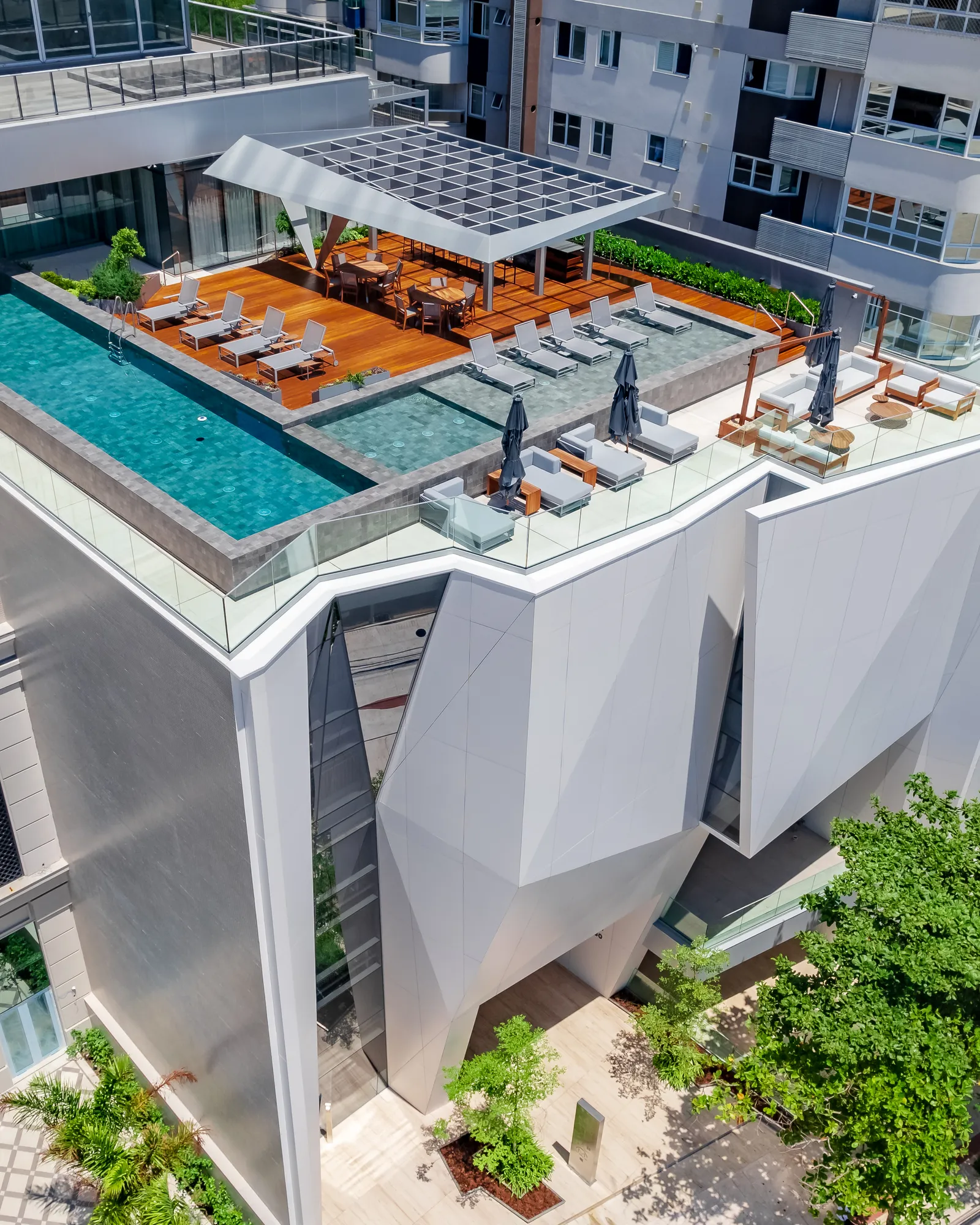 Apartamento 04 Suítes Frente MAR em BALNEÁRIO CAMBORIÚ — foto 4