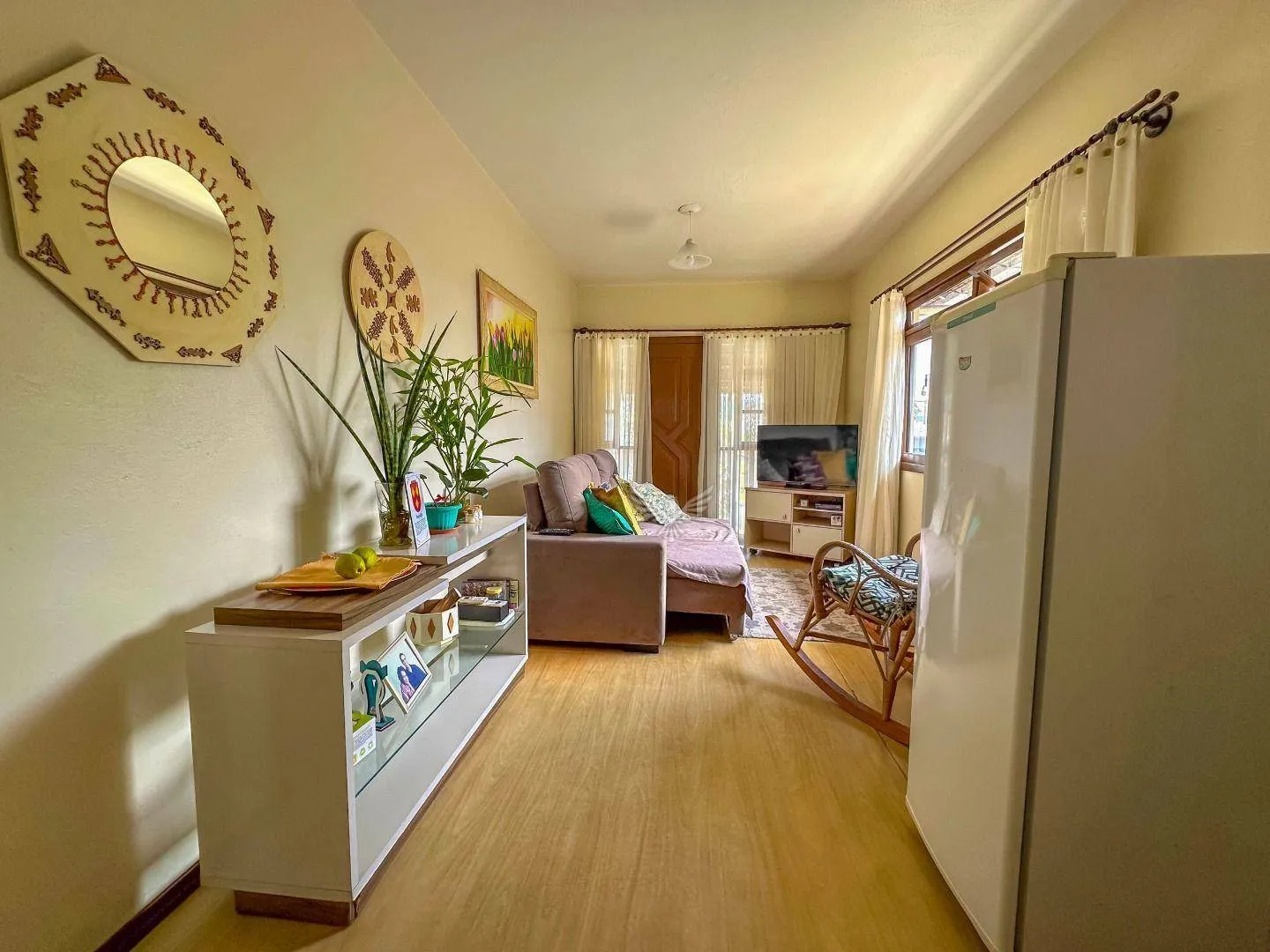 Casa Averbada com 3 Quartos e Amplo Terreno — foto 5