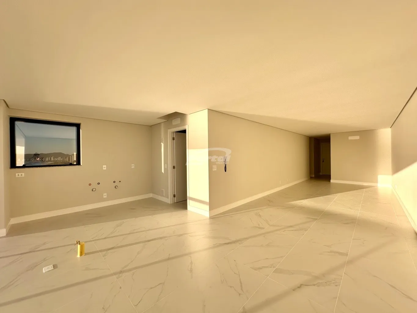 Espetacular apartamento com vista de frente para o mar para venda! — foto 7