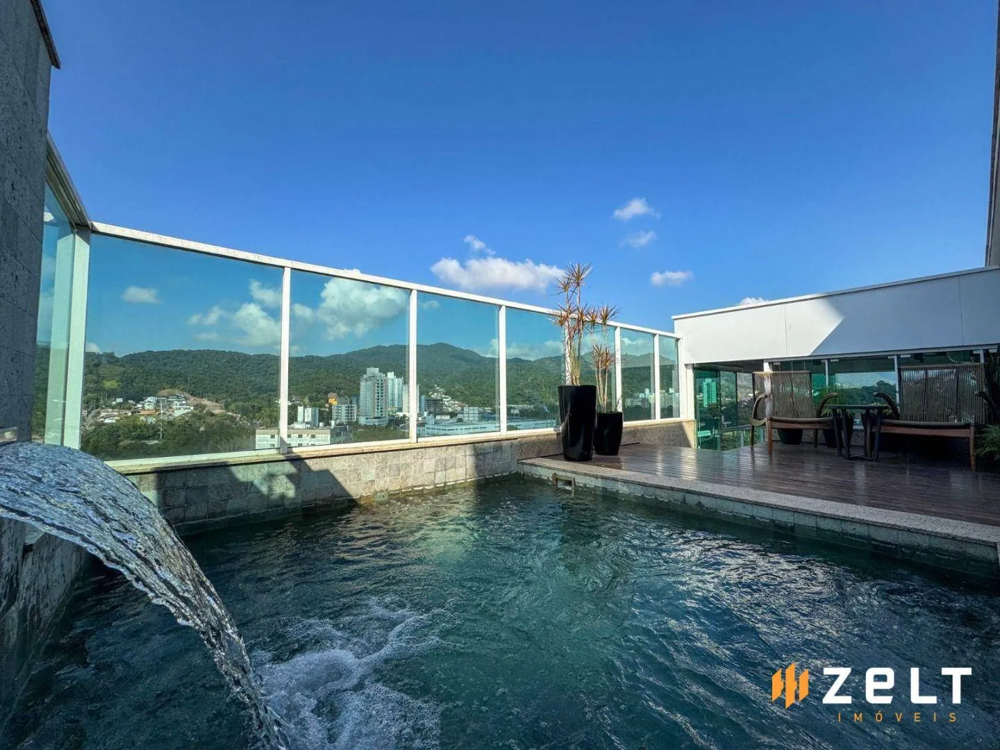 Cobertura com 3 Suítes à venda, 203 m por R$ 2.690.000 - Velha - Blumenau/SC — foto 2