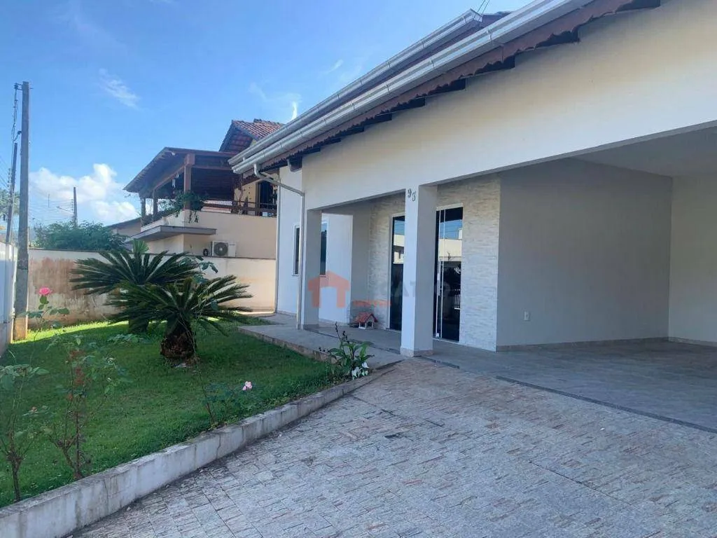 Casa com 3 dormitórios à Venda - Bela Vista - Gaspar/SC — foto 2