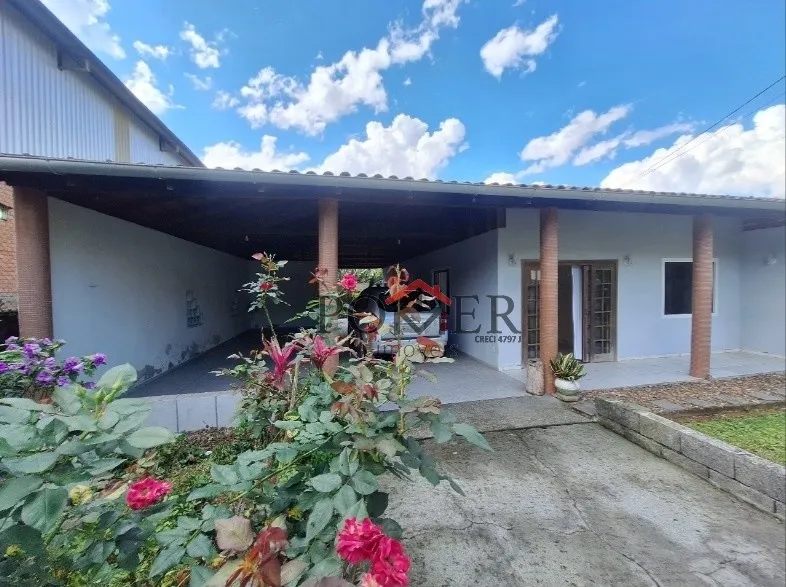 Casa bem localizada, e amplo terreno - Praticidade e muito espaço, próximo ao centro da cidade, 178,00m de área construída, em amplo terreno de 1.175,00m. — foto 4