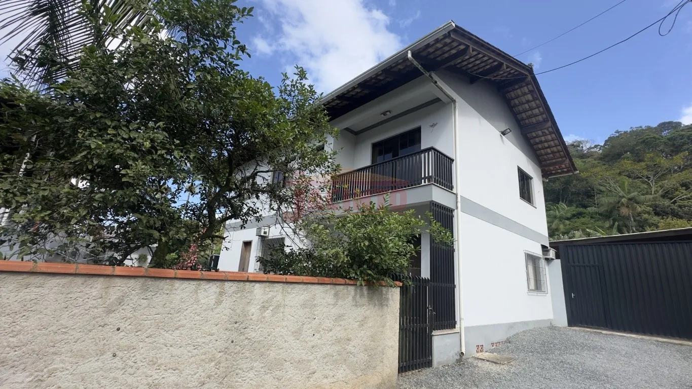 Casa à Venda no Bairro Fortaleza - Blumenau/SC. - foto 1