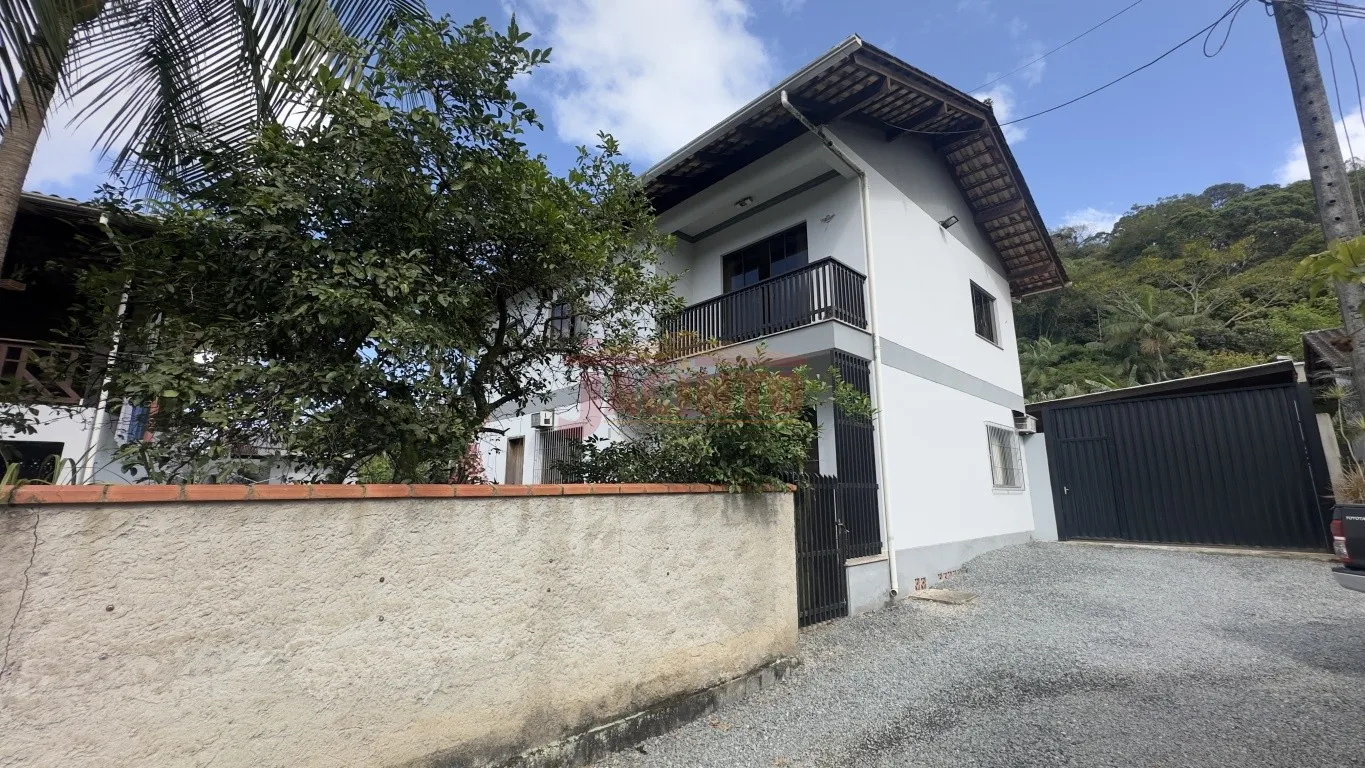 Casa à Venda no Bairro Fortaleza - Blumenau/SC. — foto 2