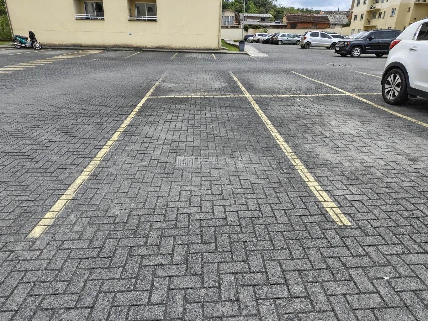 Apartamento de 2 dormitórios e 1 garagem/estacionamento — foto 5