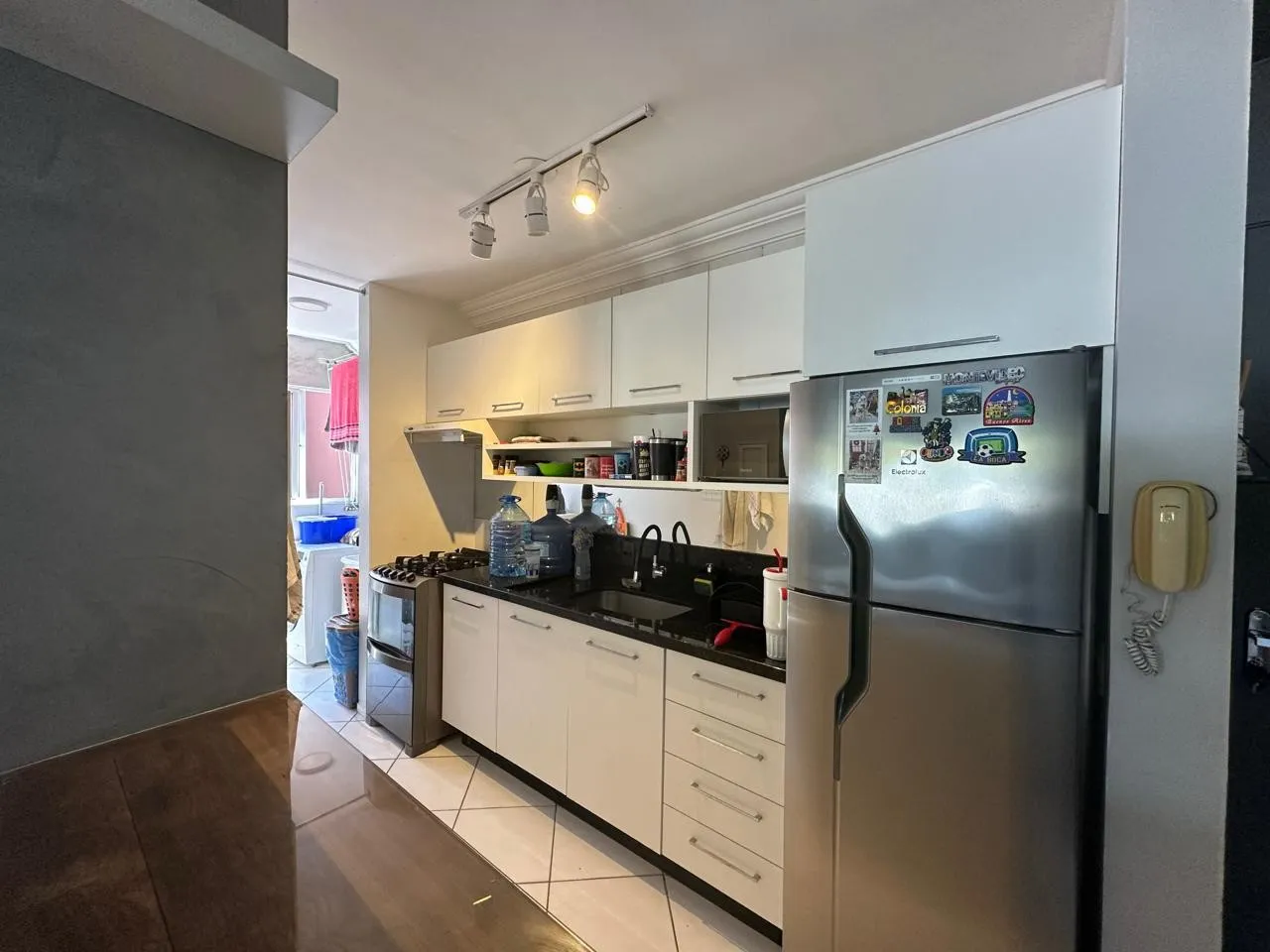 Apartamento - 2 dormitórios - 1 vaga - foto 1