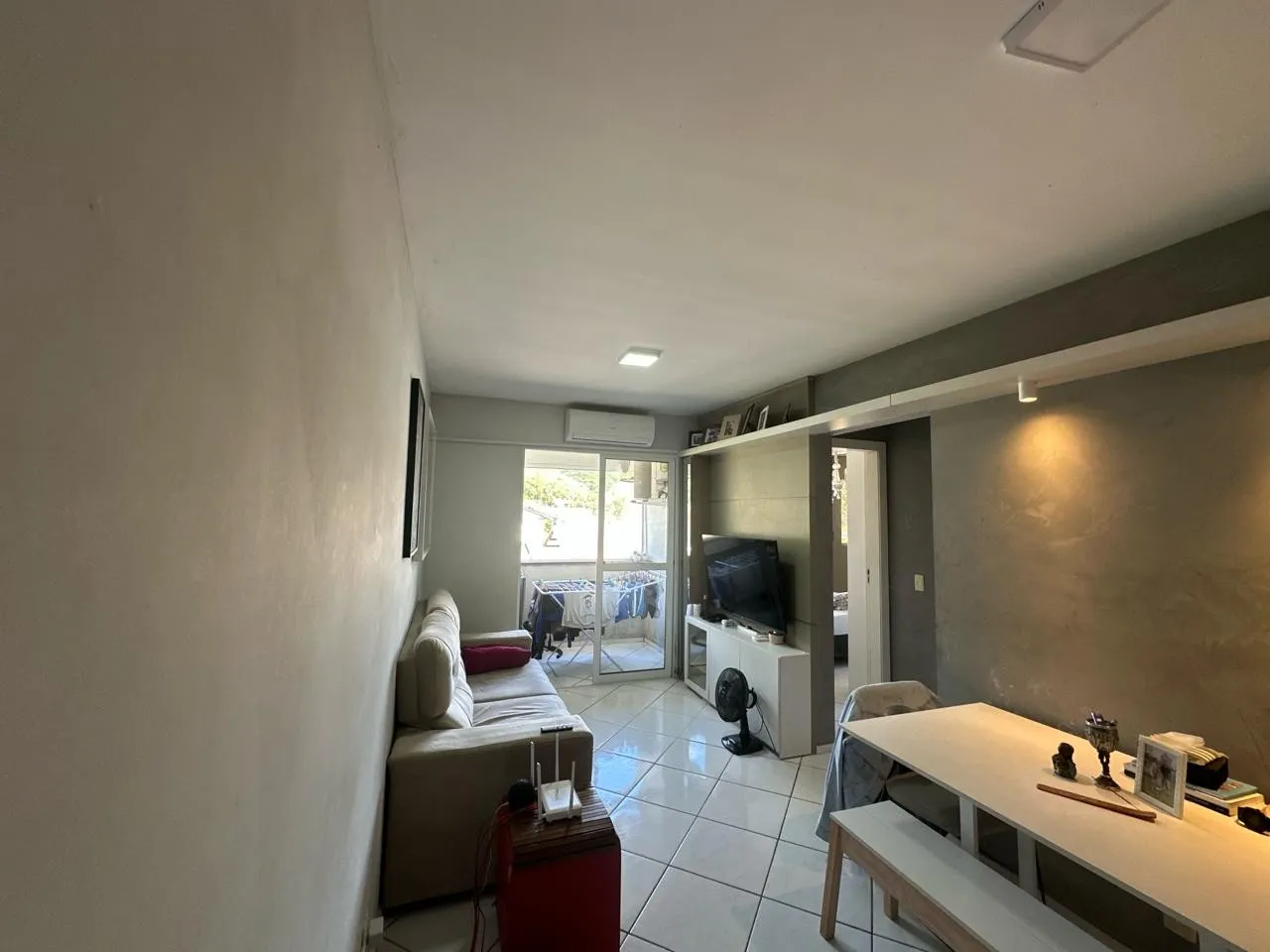 Apartamento - 2 dormitórios - 1 vaga — foto 2