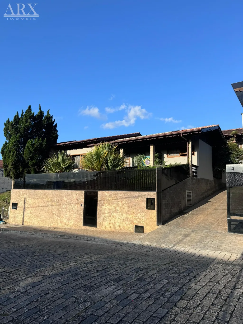 Lindíssima casa com piscina na Itoupava Norte. — foto 2
