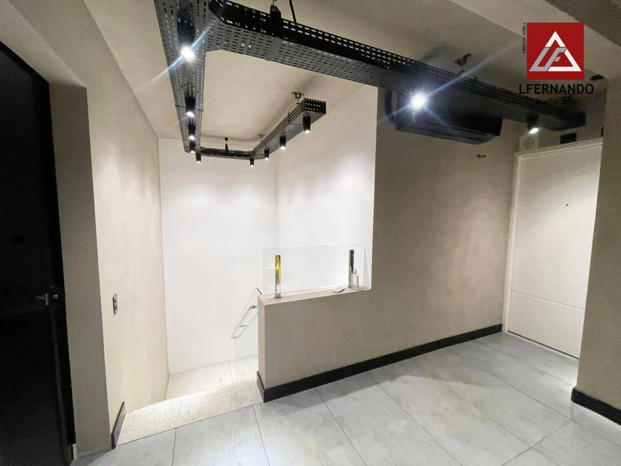 Cobertura duplex mobiliada com 3 dormitórios, sendo 2 suítes à venda, 199 m por R$ 1.590.000 - Centro - Blumenau/SC — foto 4