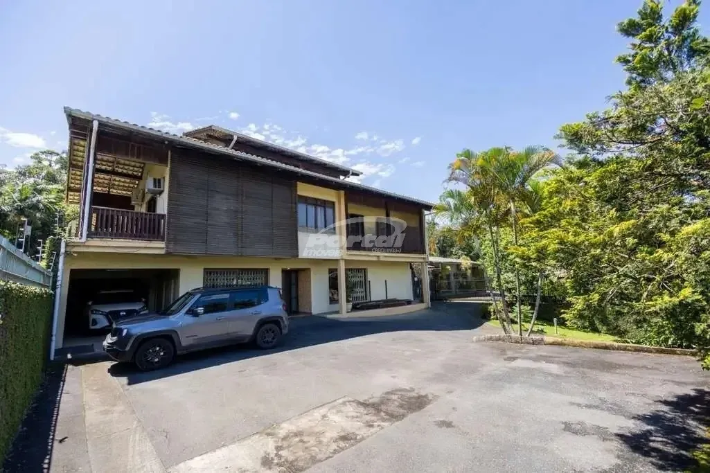 Casa 03 dormitórios disponível para locação no bairro Itoupava Norte, em Blumenau. - foto 1