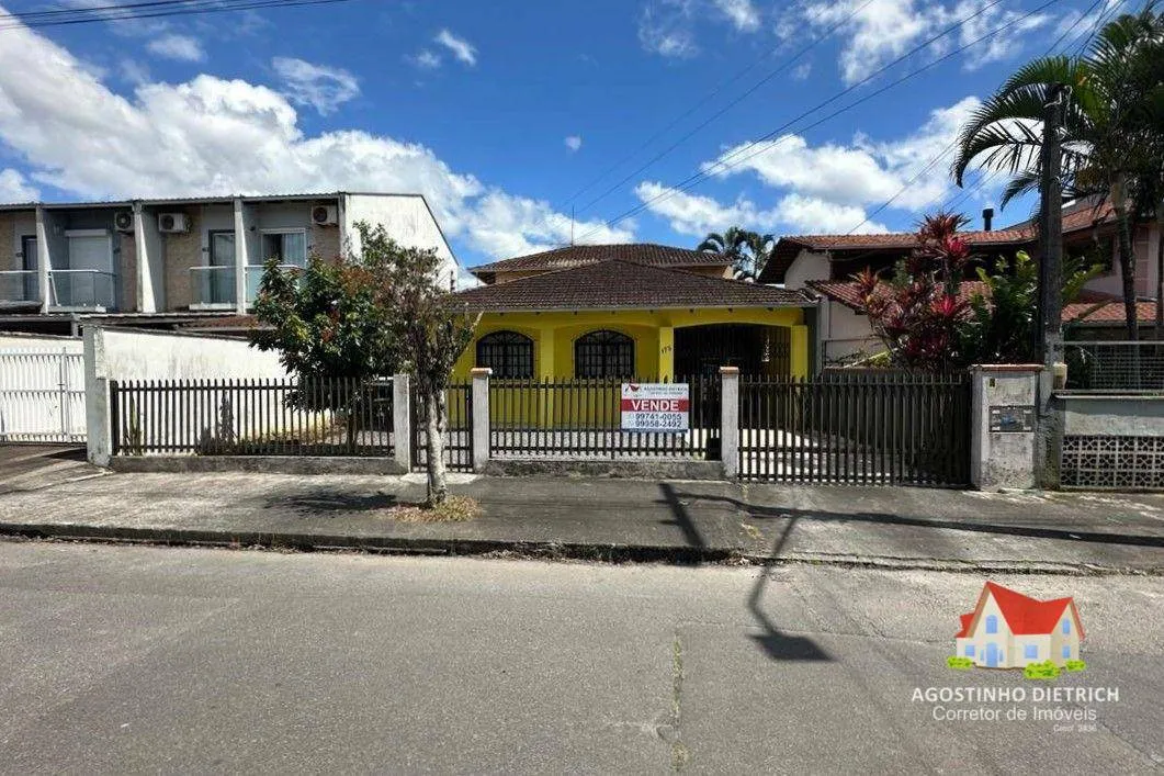 Residencia em Alvenaria C/Parte Averbada C/03 Quartos+Area C/Churrasq.+Terreno C/300,00 m2 No Aventureiro! - foto 1