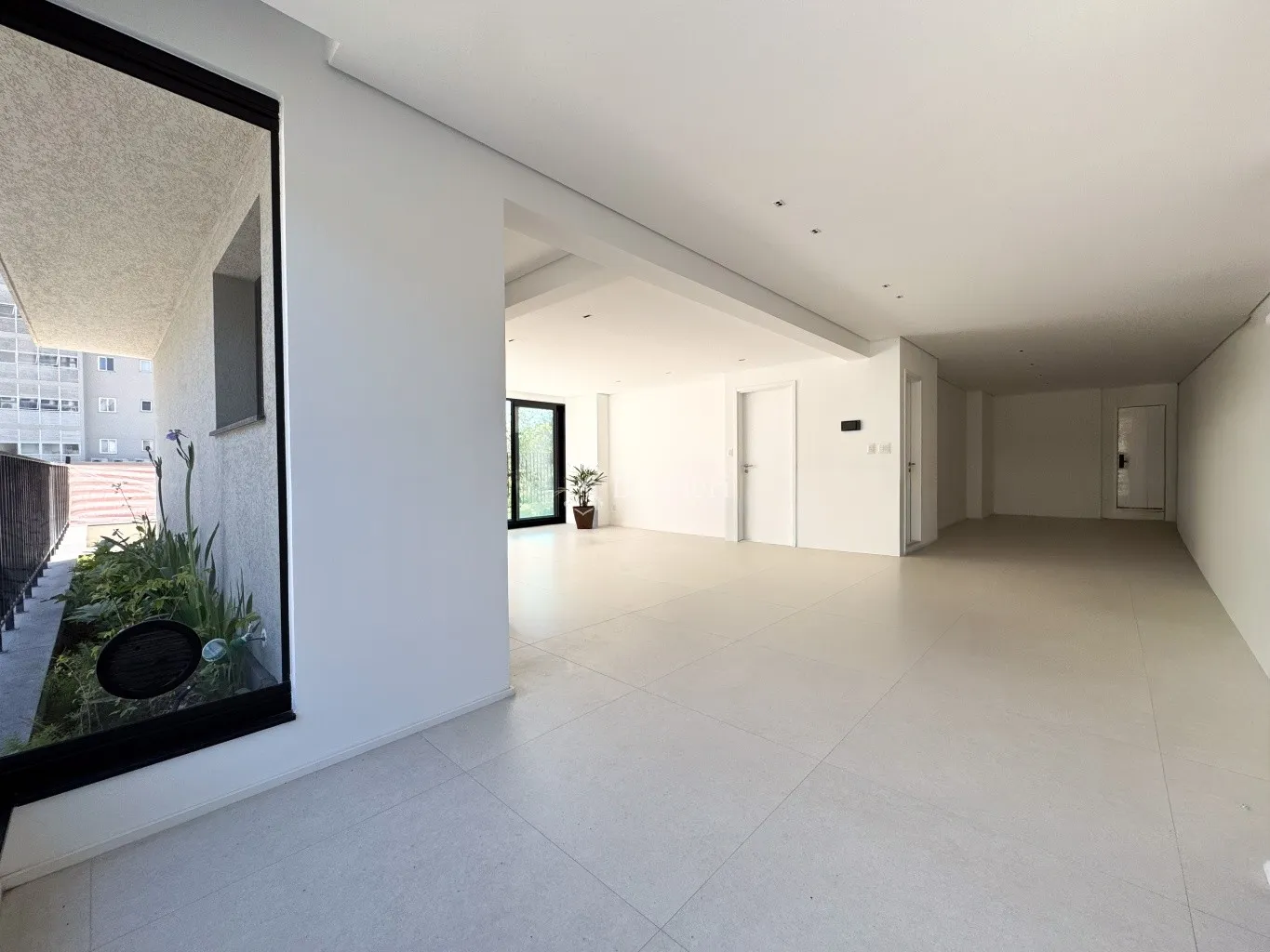 Apartamento com 3 quartos sendo 1 suíte e 2 vagas de garagem no bairro Jardim Blumenau/SC — foto 4