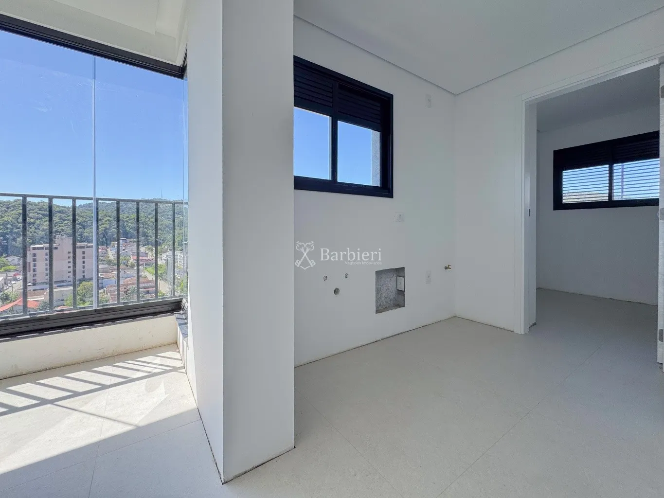 Apartamento com 3 quartos sendo 1 suíte e 2 vagas de garagem no bairro Jardim Blumenau/SC — foto 4