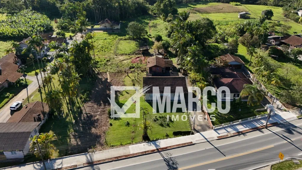 Terreno com duas casas construídas à venda em Pomerode! - foto 1